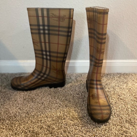 Burberry Rain Boots - Picture 3 of 5